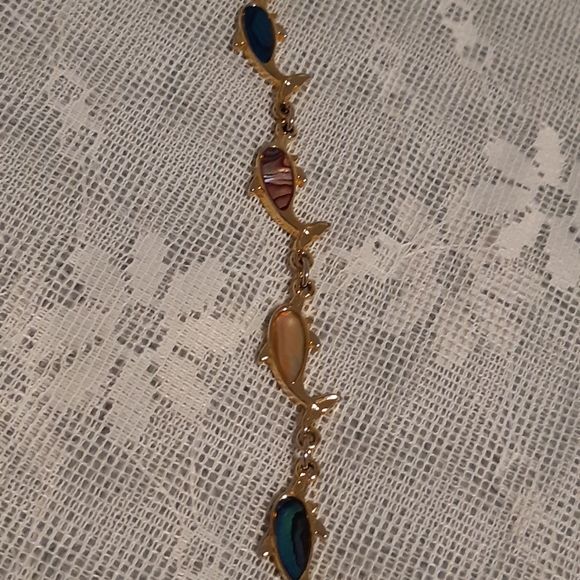 Womans Rainbow Abalone Gold Tone Dolphin Bracelet 8.5" Long - Picture 8 of 9